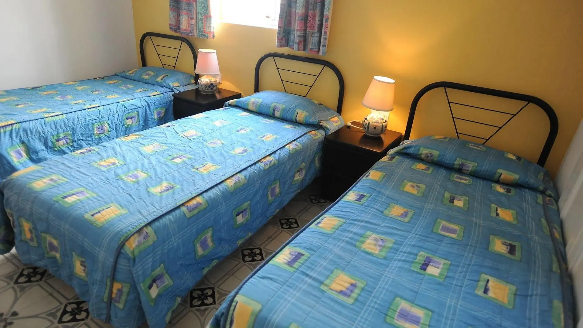 Astra Hotel Sliema 3*,