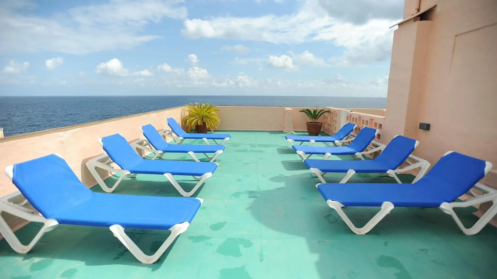 Astra Hotel Sliema